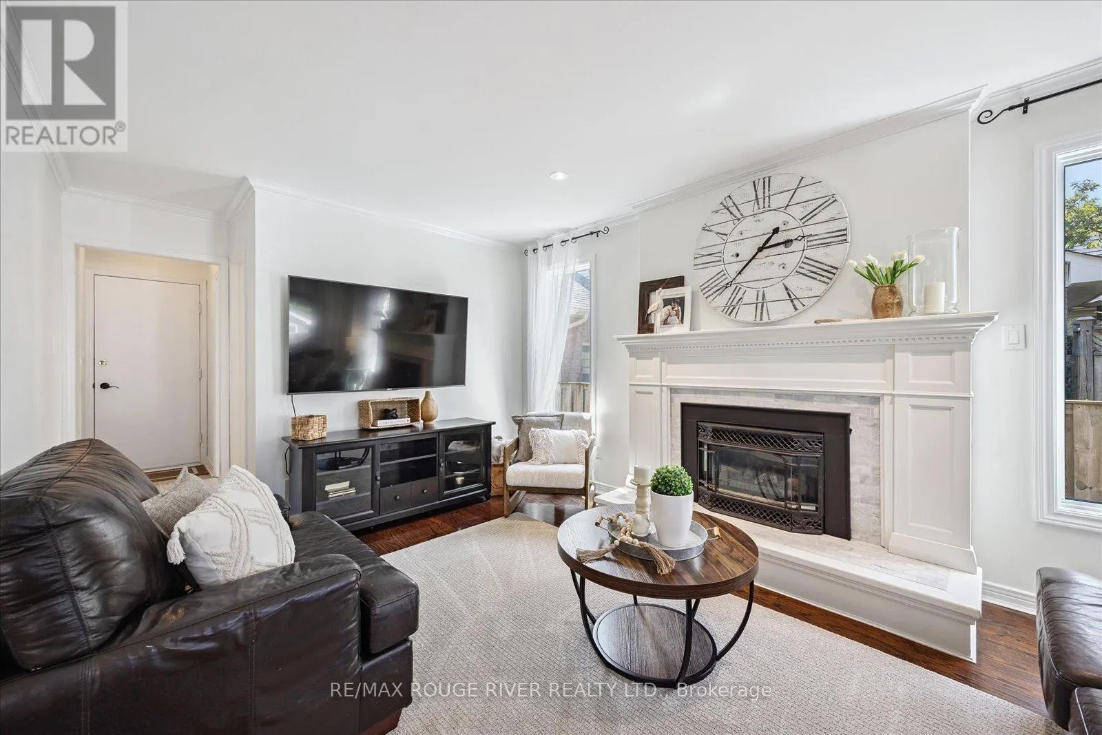 63 CANADIAN OAKS DRIVE