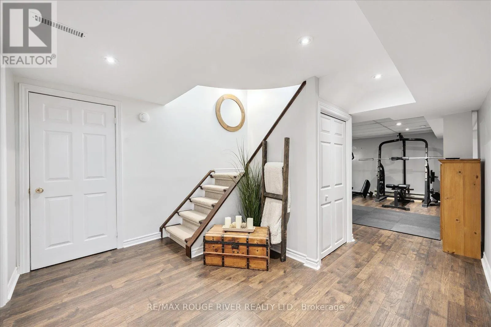 63 CANADIAN OAKS DRIVE