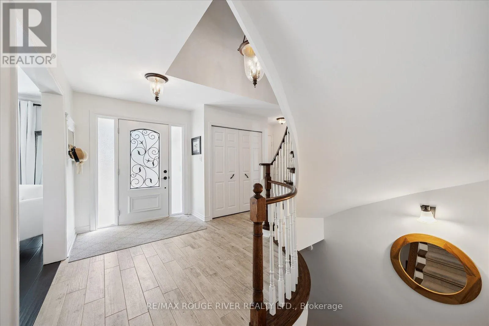 63 CANADIAN OAKS DRIVE