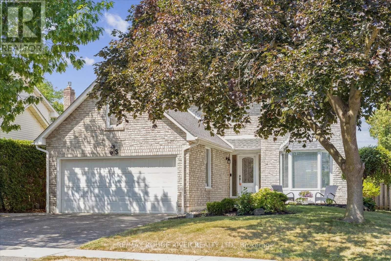 63 CANADIAN OAKS DRIVE
