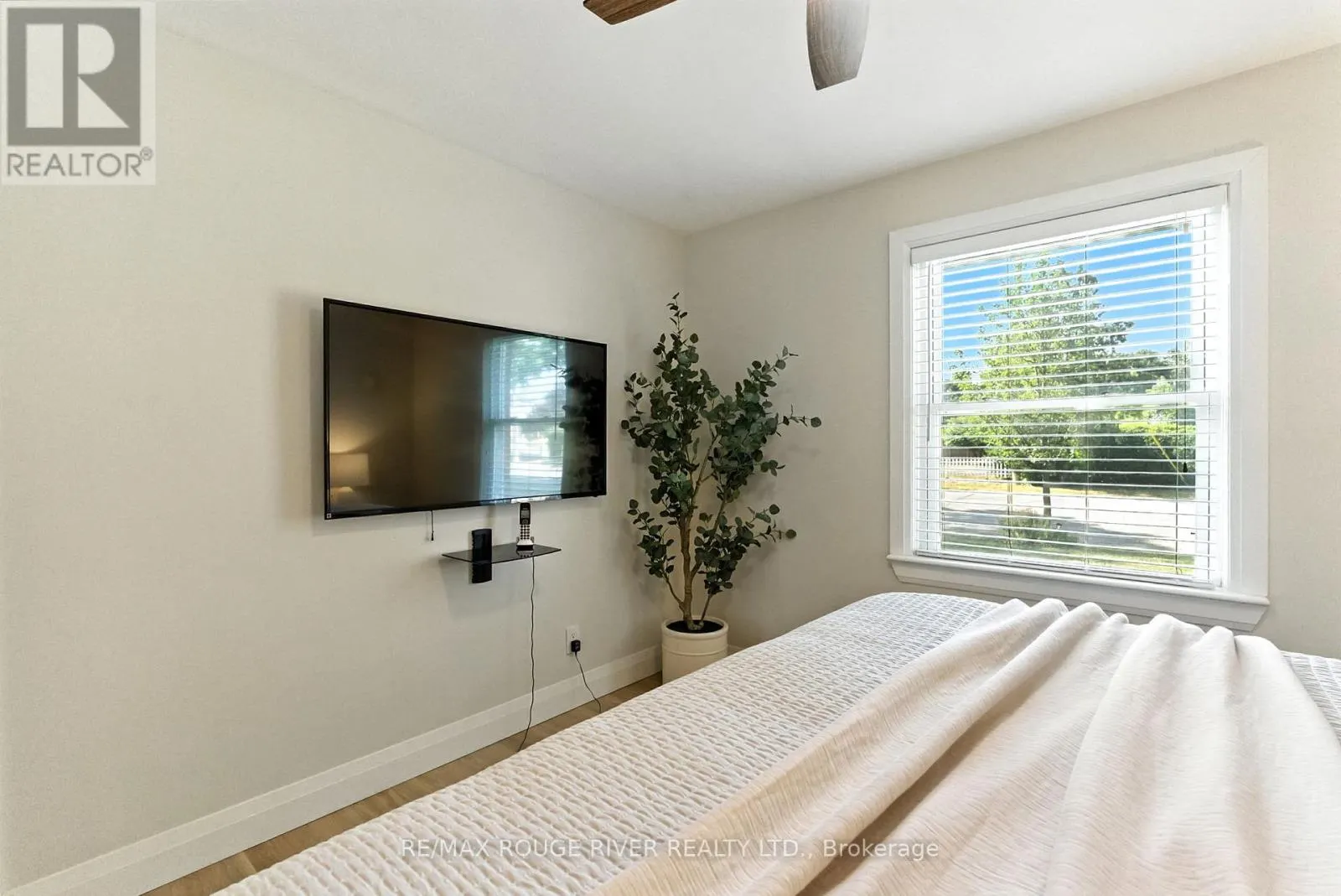 39 SOUTHWAY DRIVE