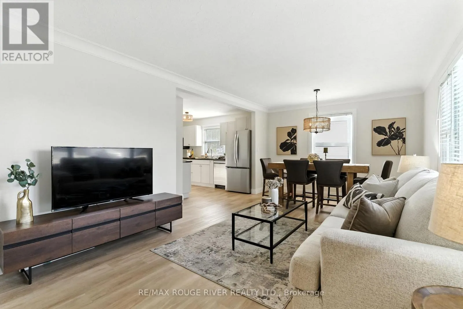 39 SOUTHWAY DRIVE