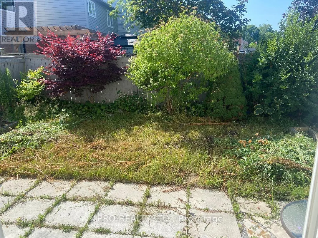 5 FENTON STREET
