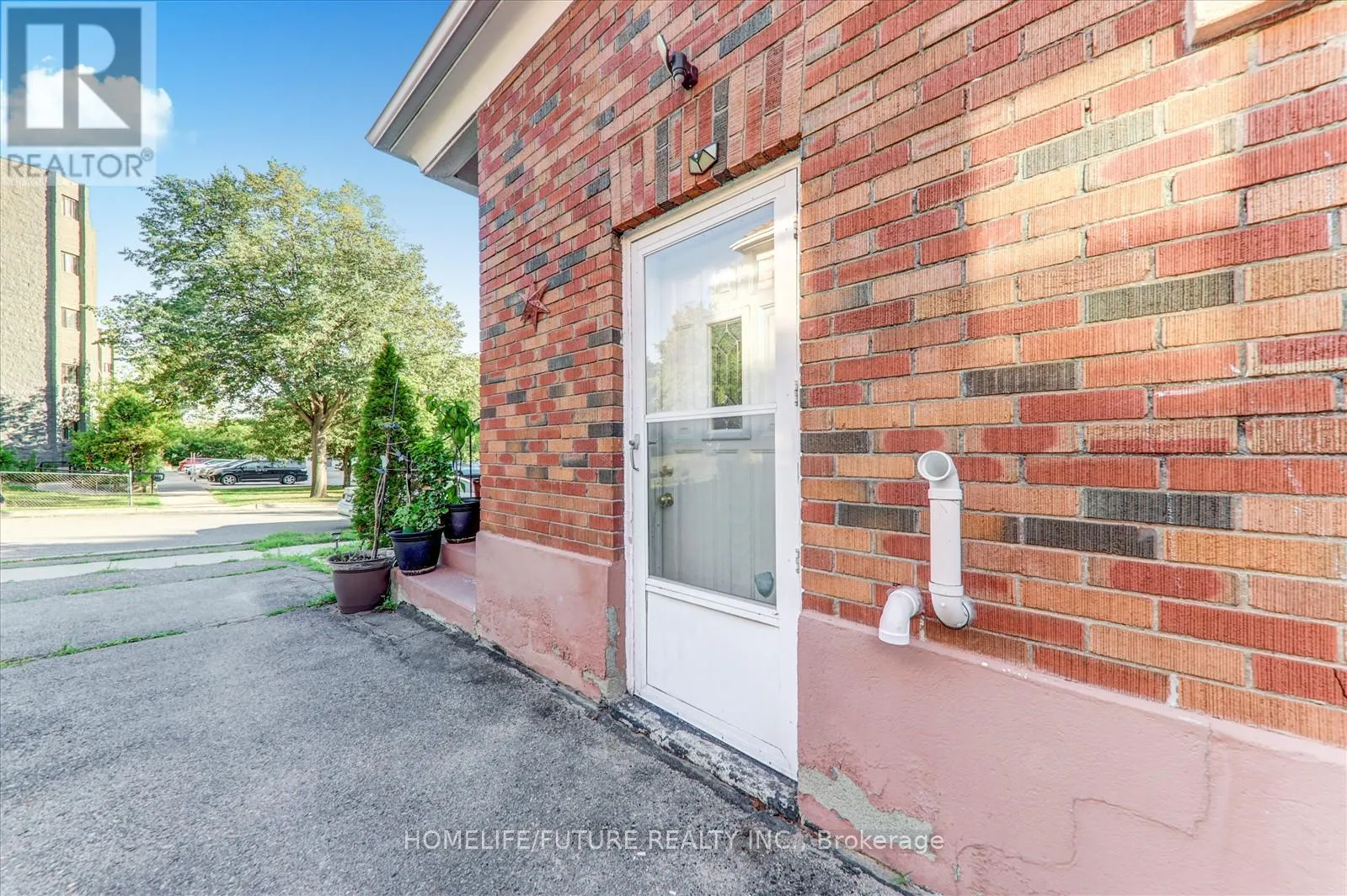 90 QUEBEC STREET