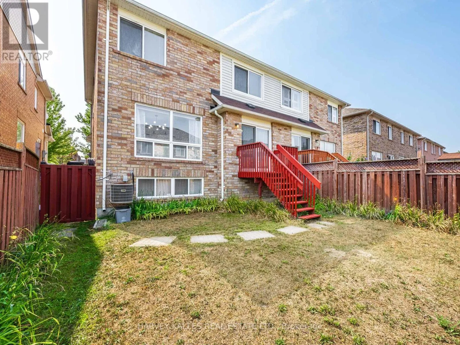 9 BOBCAT TERRACE