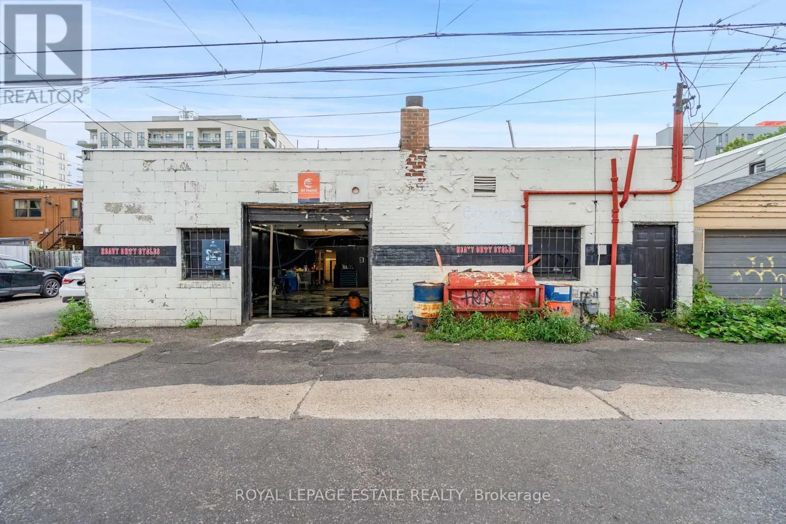 2230 KINGSTON ROAD