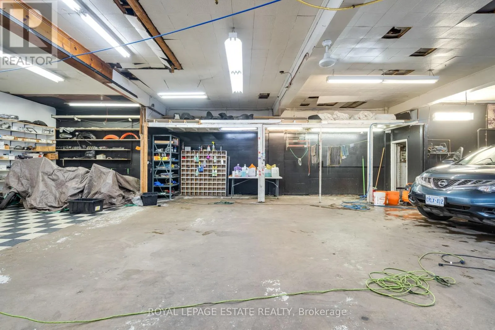 2230 KINGSTON ROAD