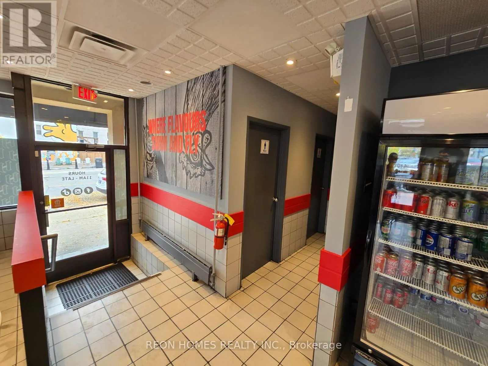 201 DUNDAS STREET W