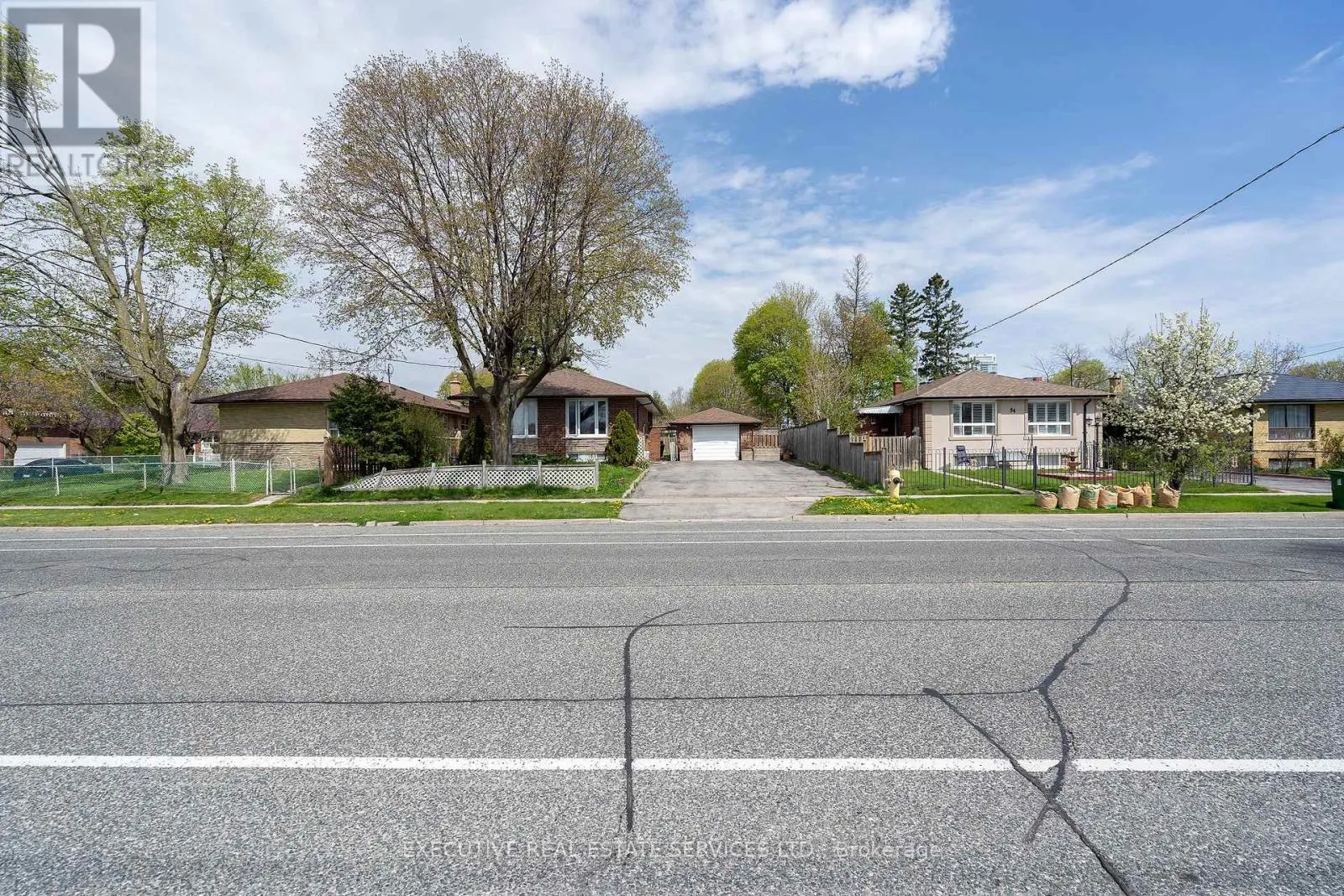 32 BRIMORTON DRIVE