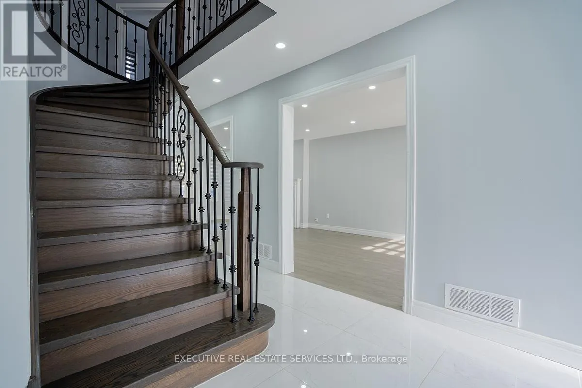 46 WILLOWBROOK DRIVE