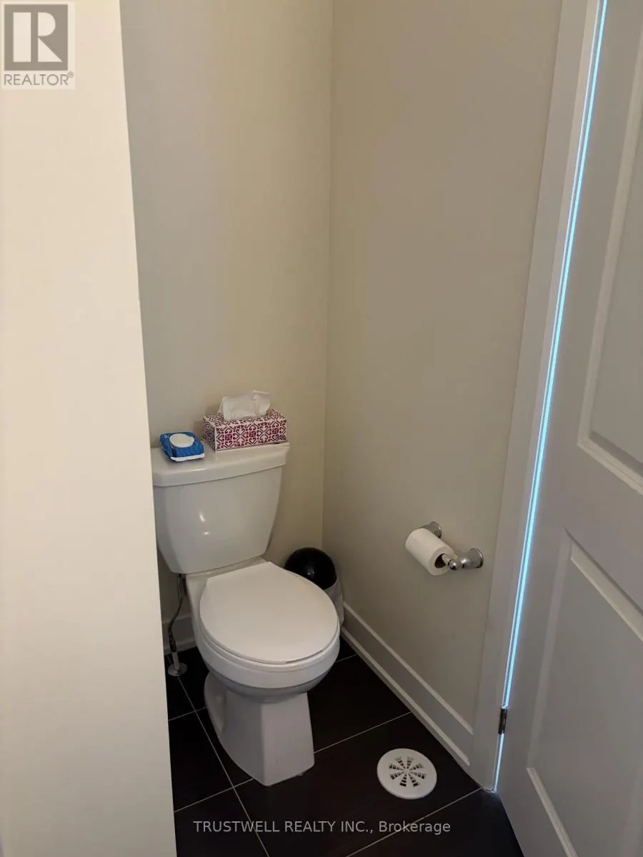 95 DONALD FLEMING WAY