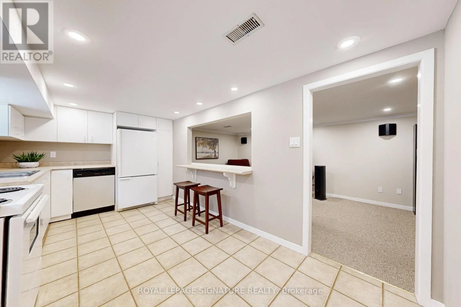 867 ANTONIO STREET