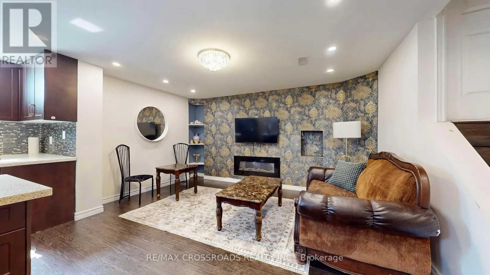 2436 TILLINGS ROAD