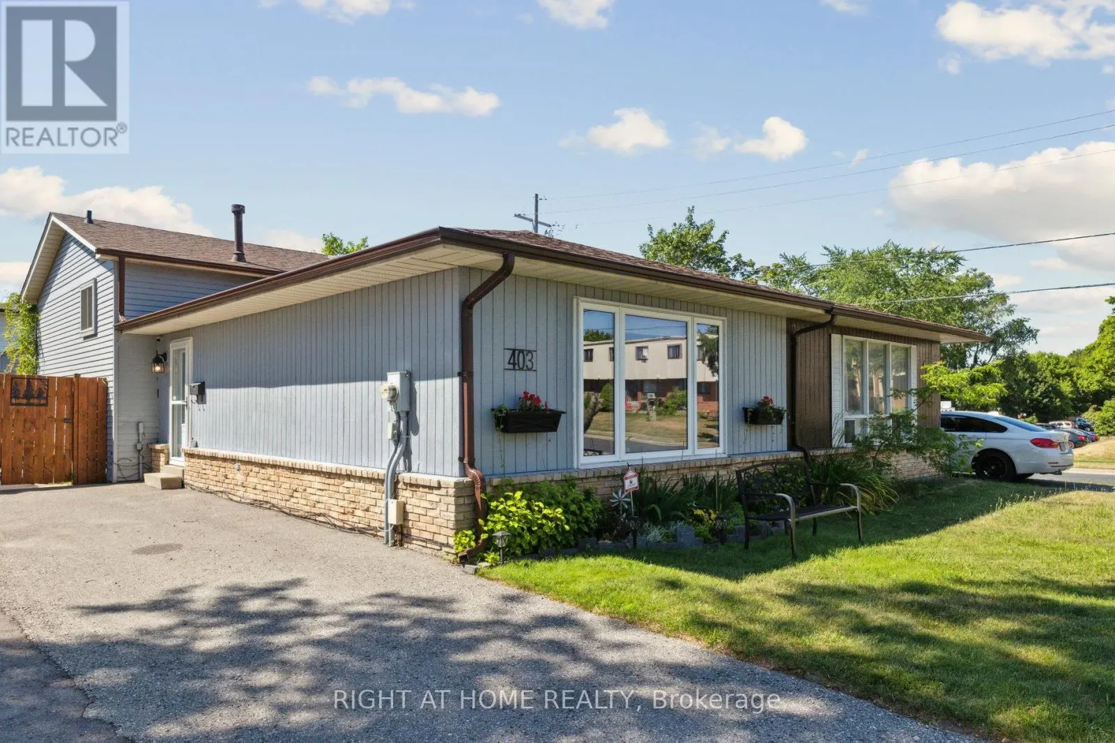 403 CHANDOS COURT