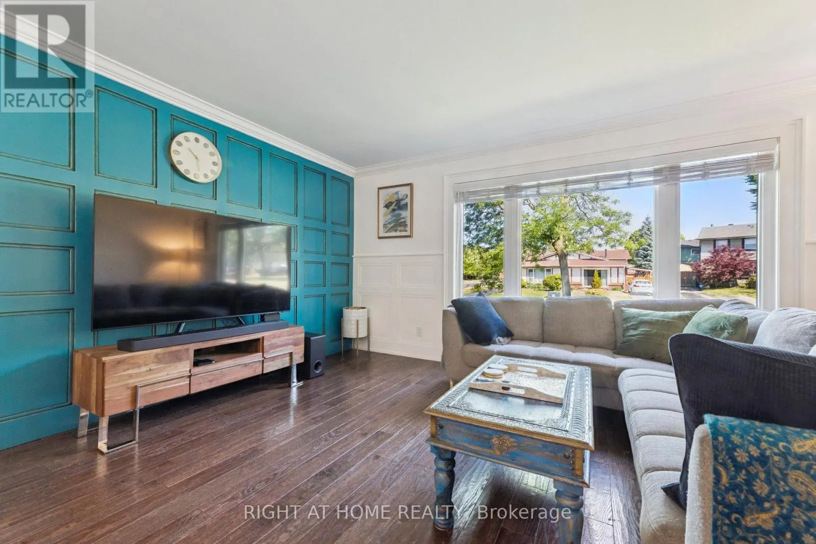 403 CHANDOS COURT
