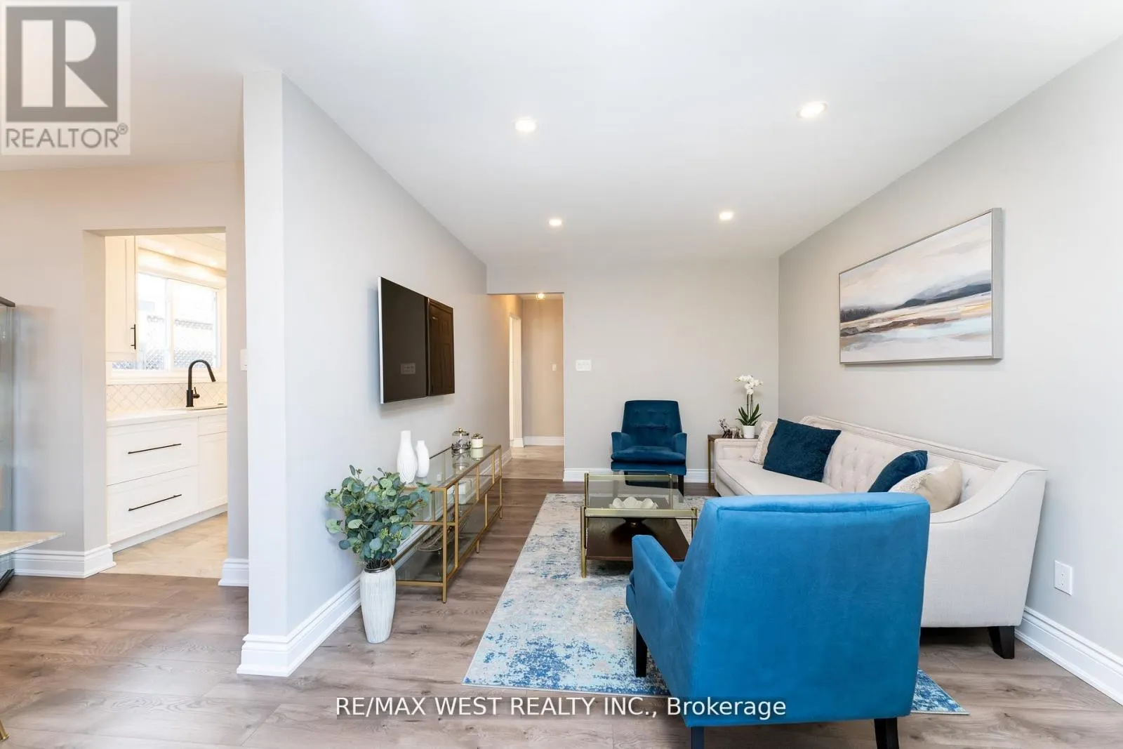 172 LICHEN CRESCENT