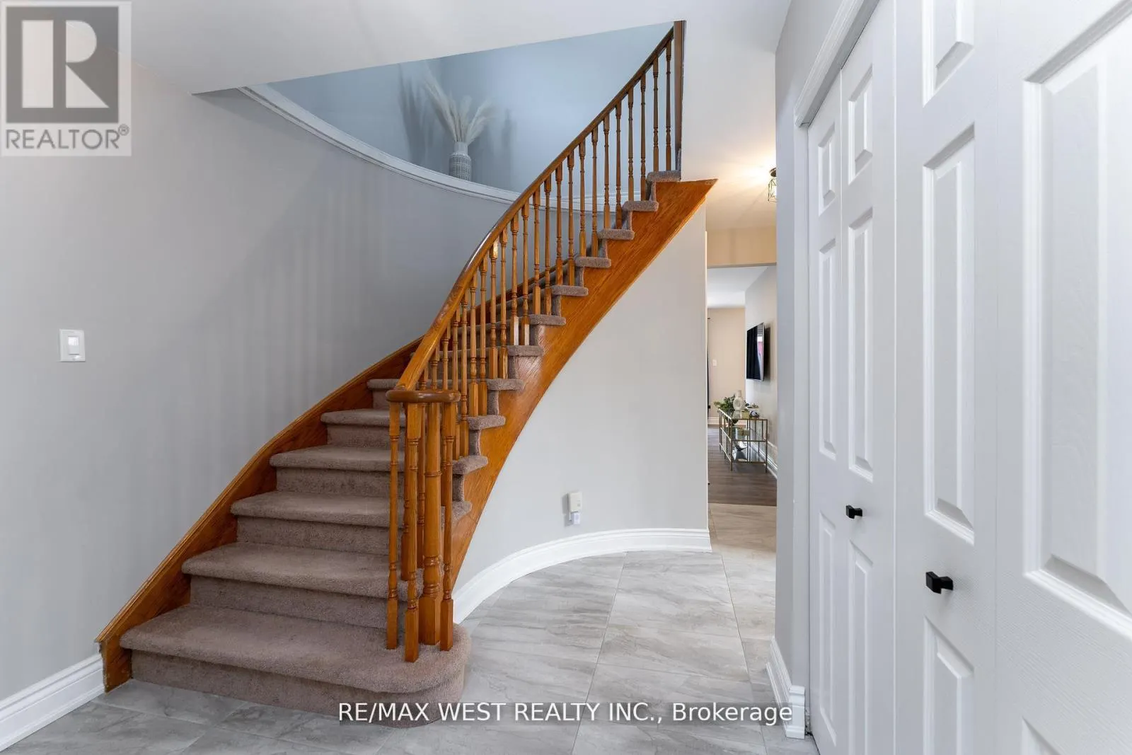 172 LICHEN CRESCENT
