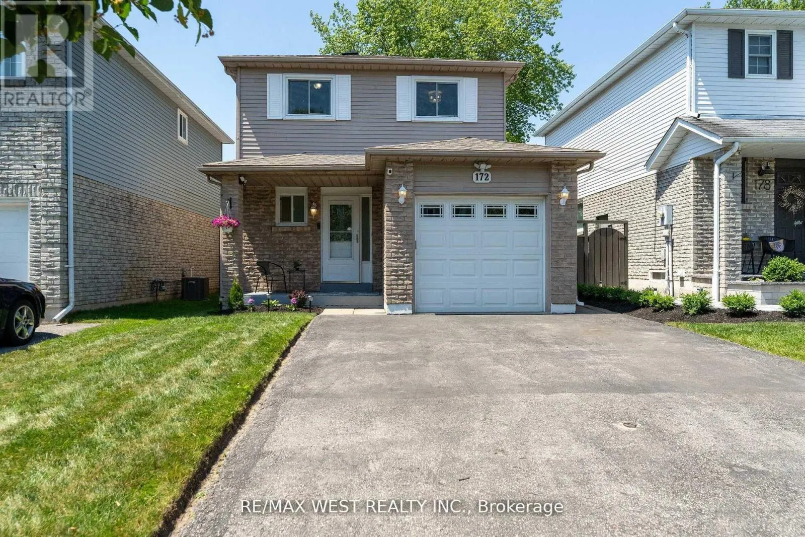 172 LICHEN CRESCENT