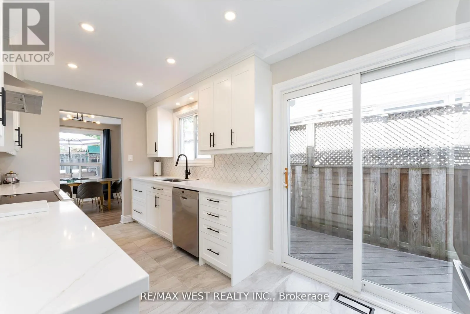 172 LICHEN CRESCENT