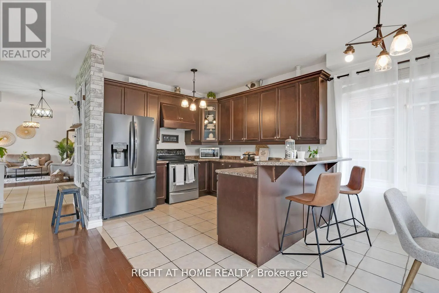 23 DON MORRIS COURT