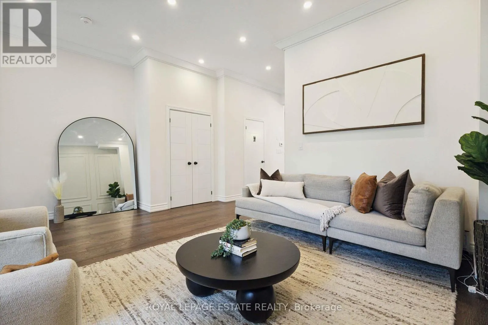 147 MCINTOSH STREET
