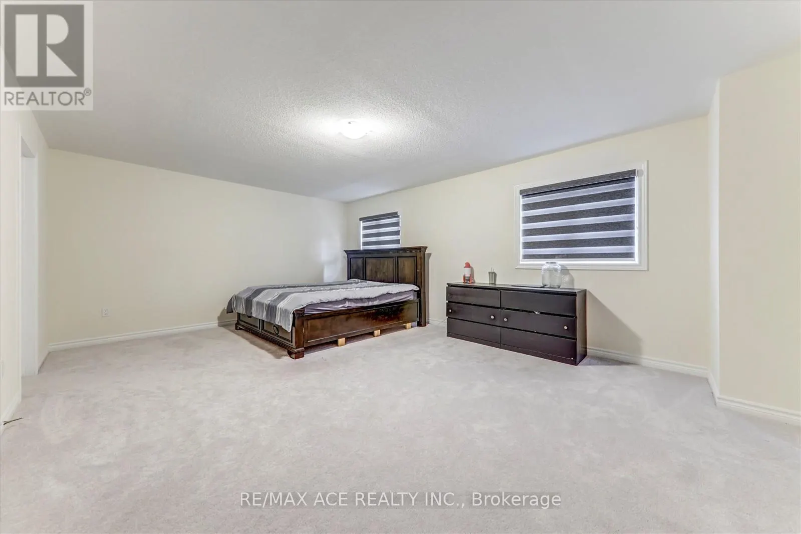 118 NORTH GARDEN BOULEVARD