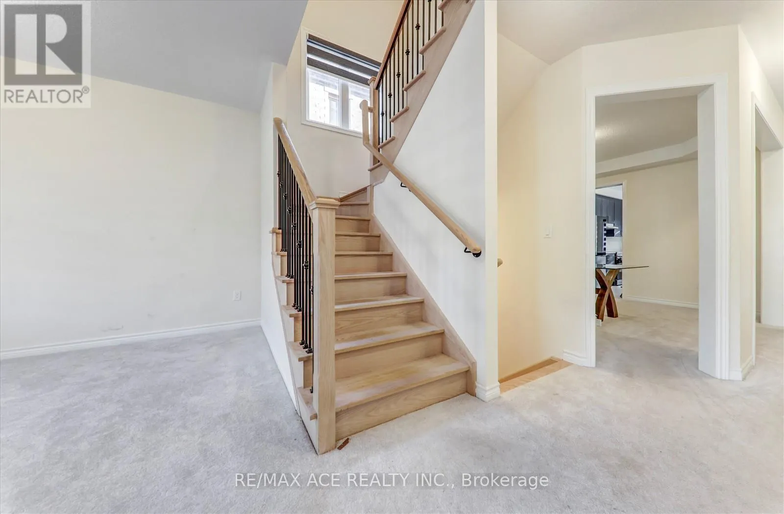118 NORTH GARDEN BOULEVARD