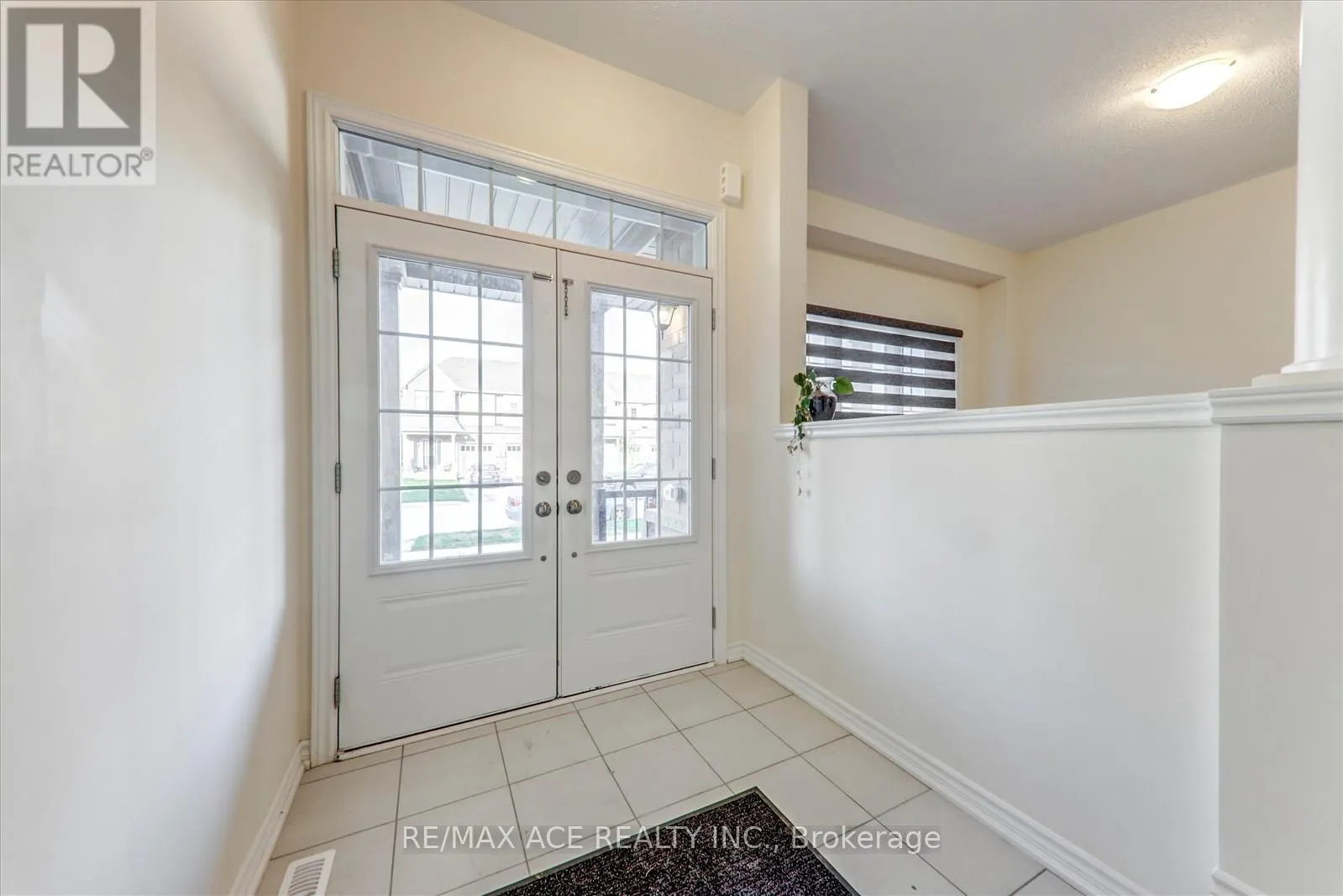 118 NORTH GARDEN BOULEVARD