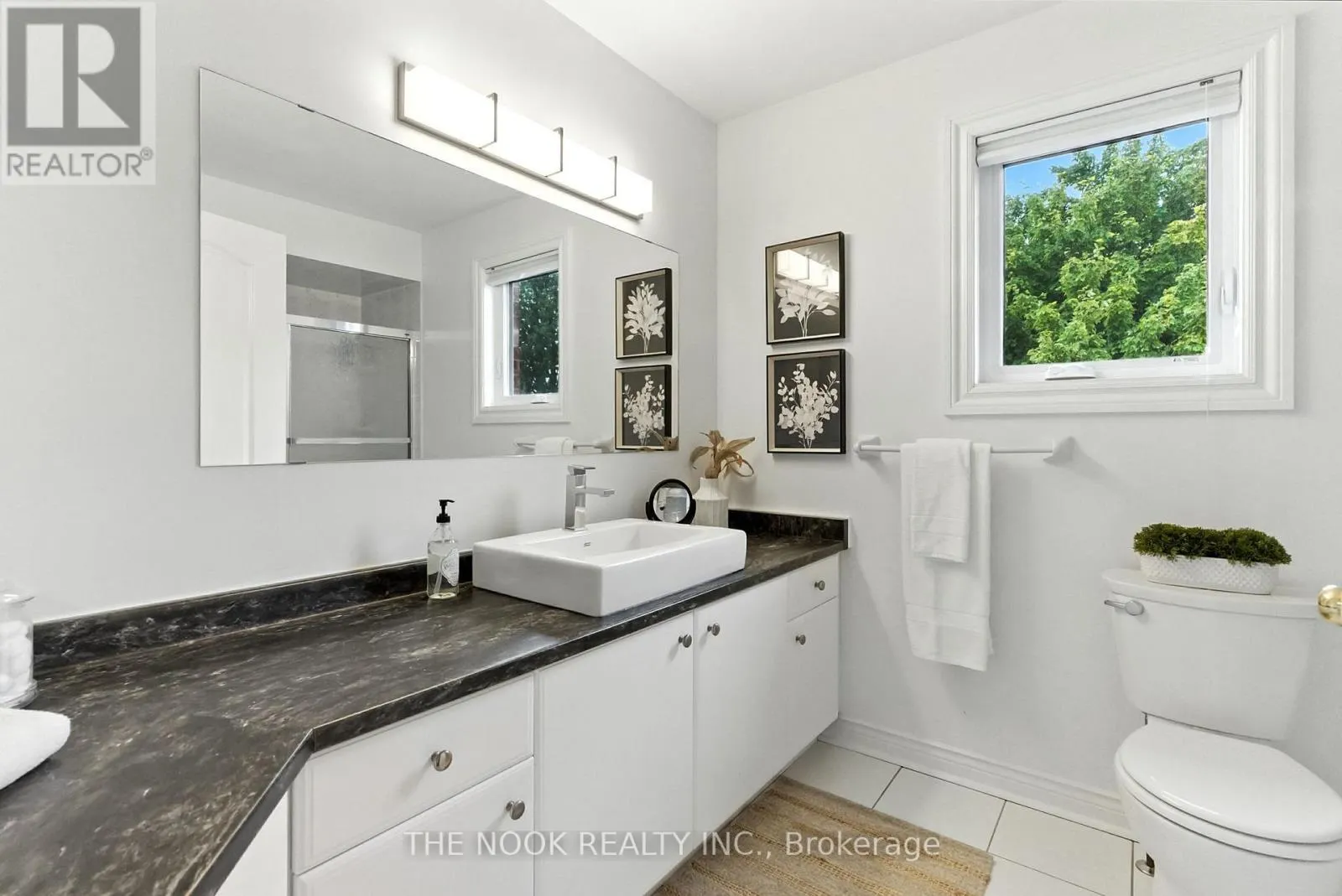 7 MARKWOOD CRESCENT