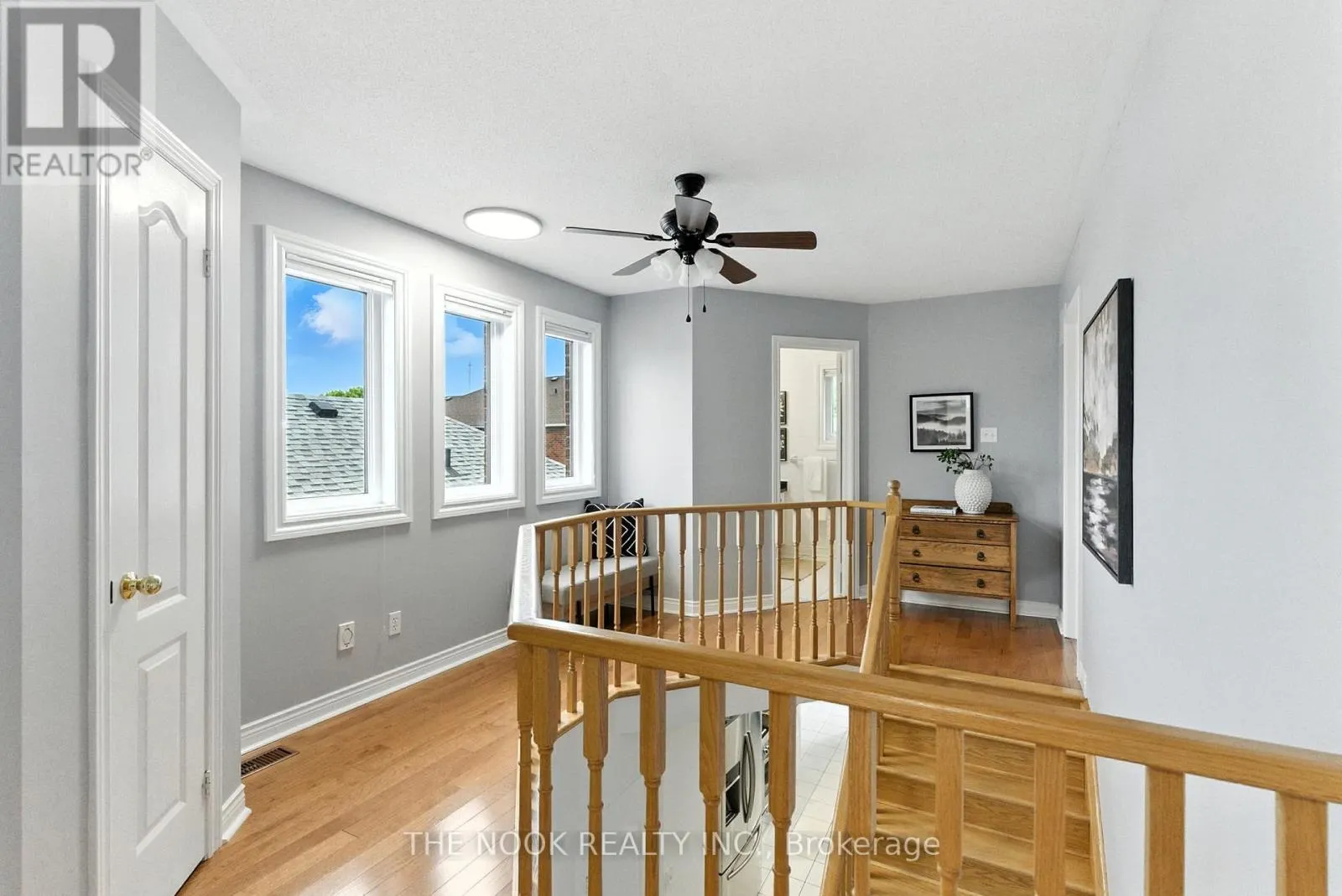 7 MARKWOOD CRESCENT
