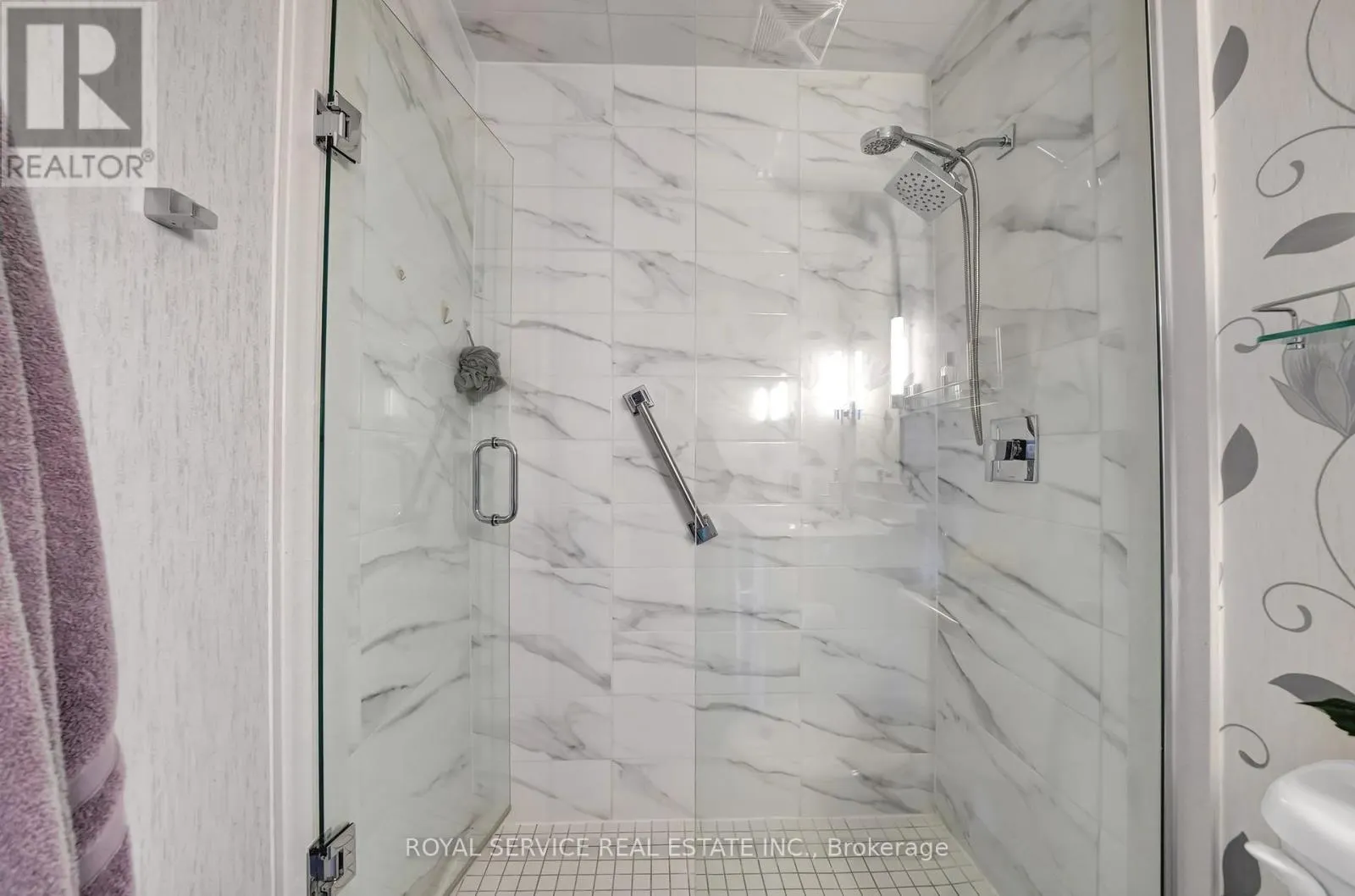 404 - 65 SHIPWAY AVENUE, #404