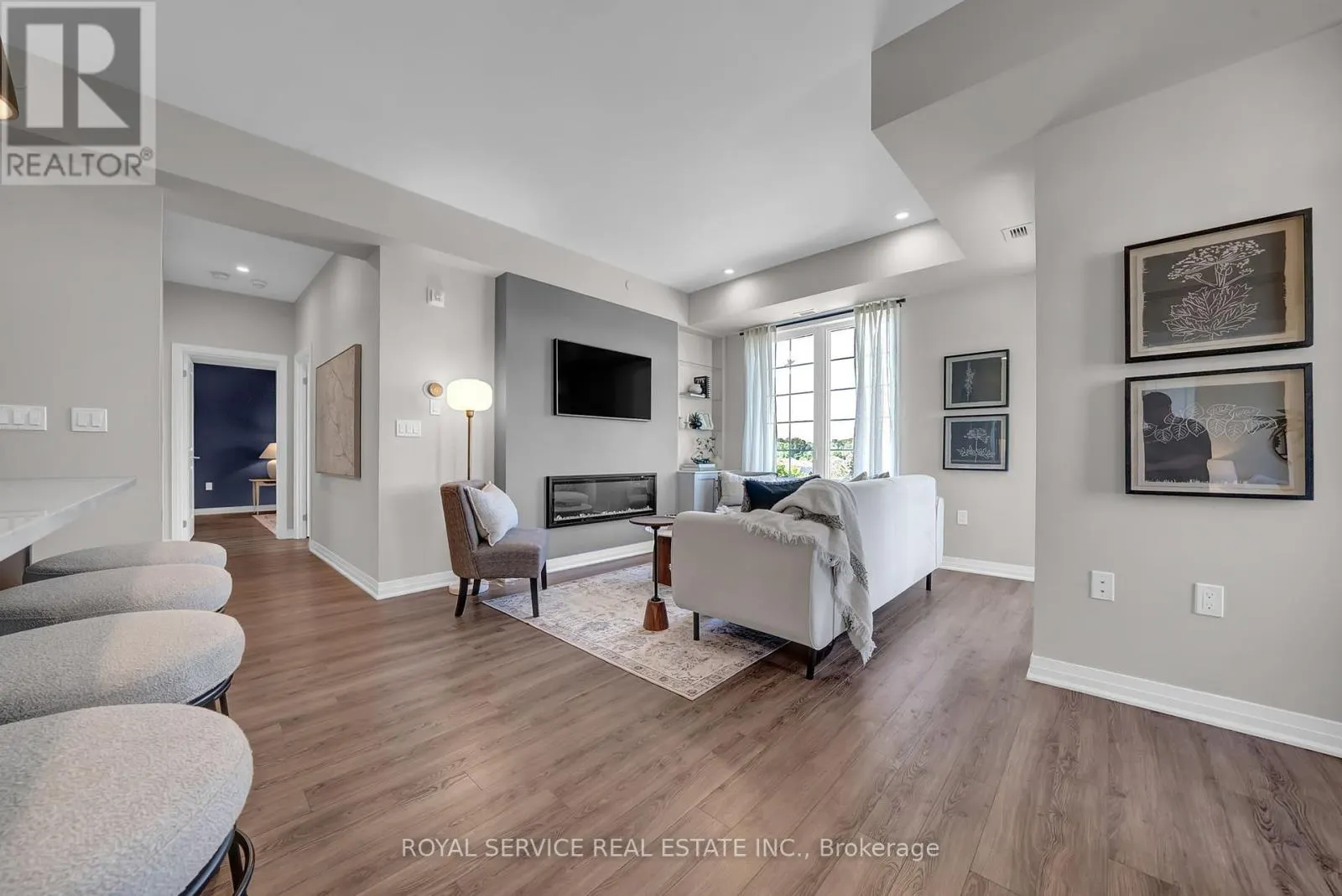 404 - 65 SHIPWAY AVENUE, #404