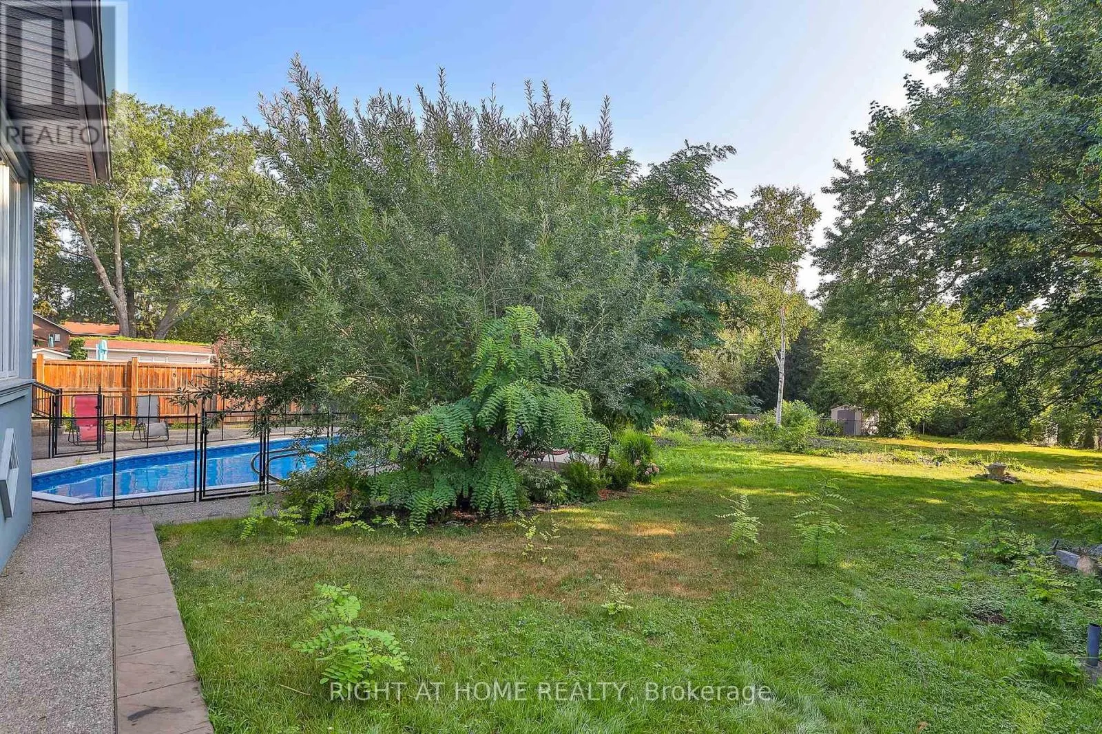 1901 SPRUCE HILL ROAD