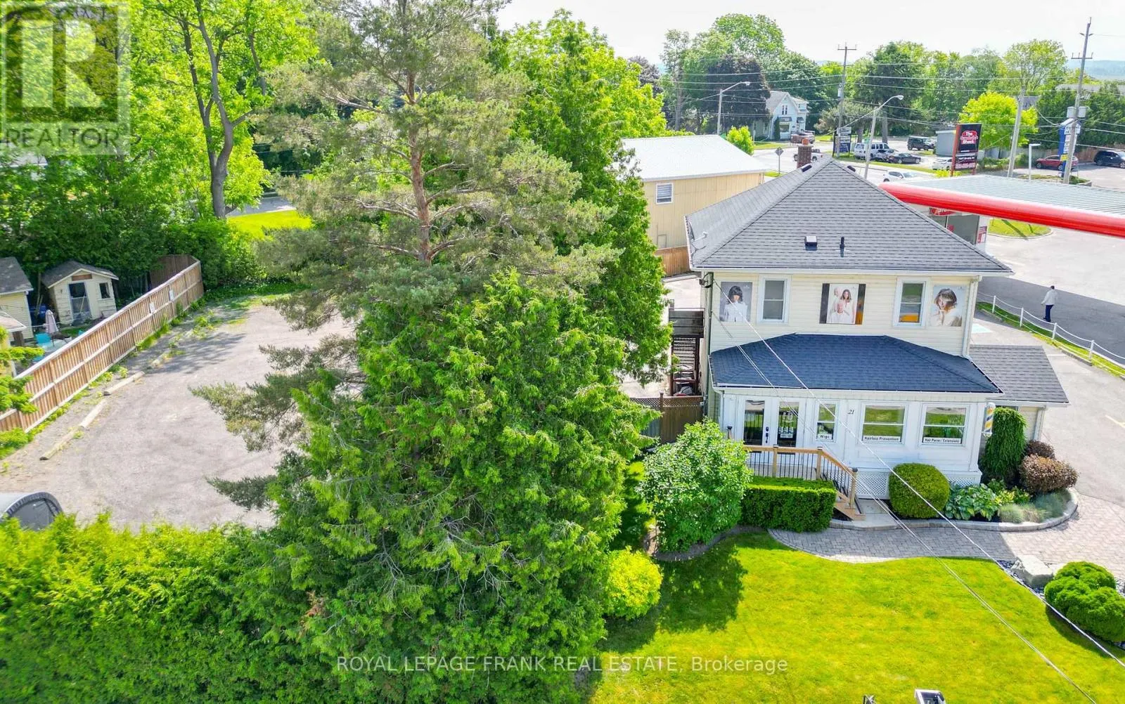 21 WILBUR AVENUE
