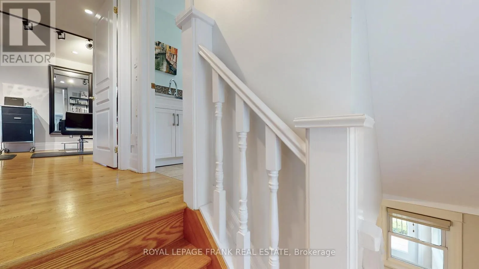 21 WILBUR AVENUE