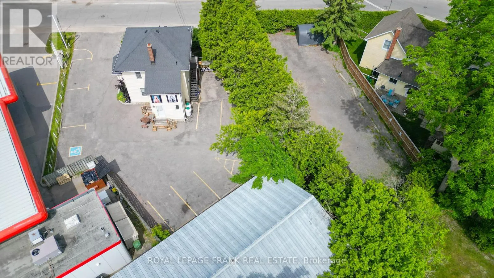 21 WILBUR AVENUE