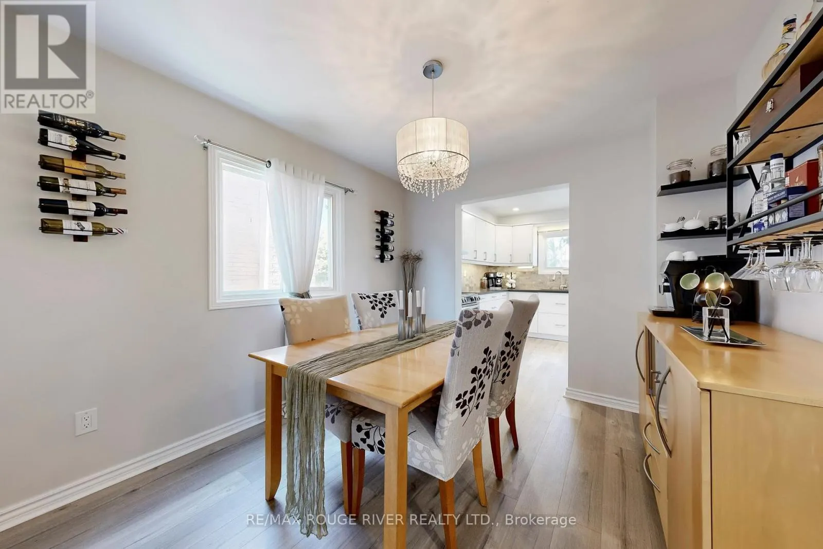 13 DAGWELL CRESCENT
