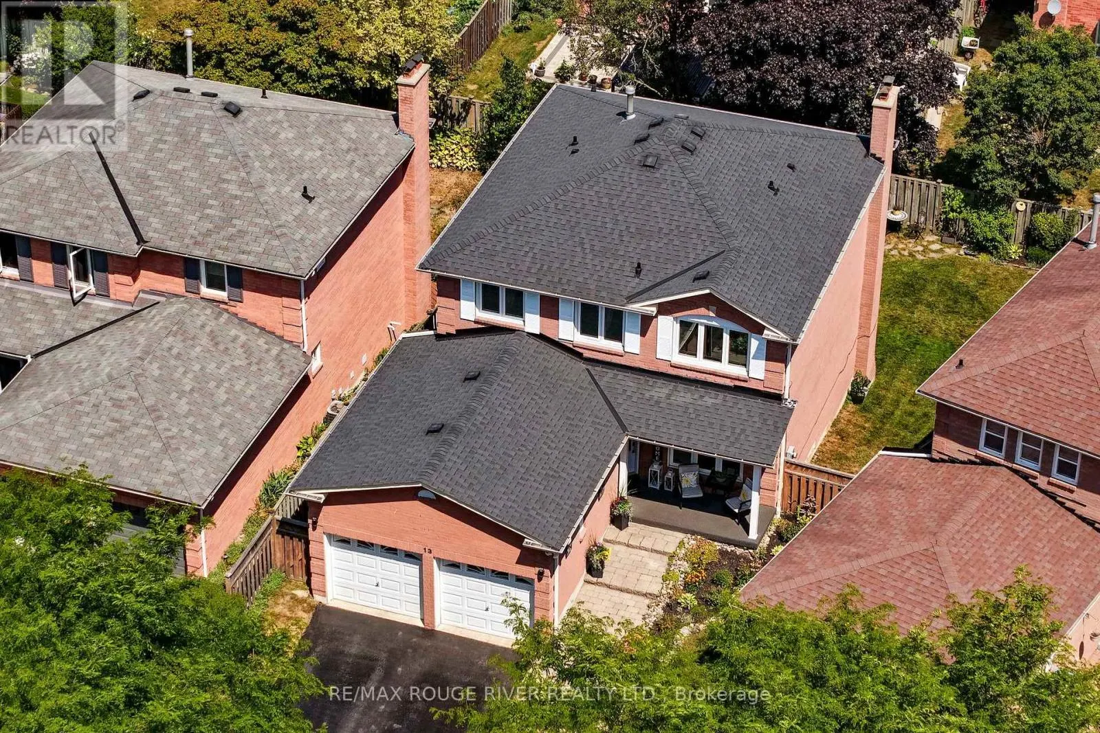 13 DAGWELL CRESCENT