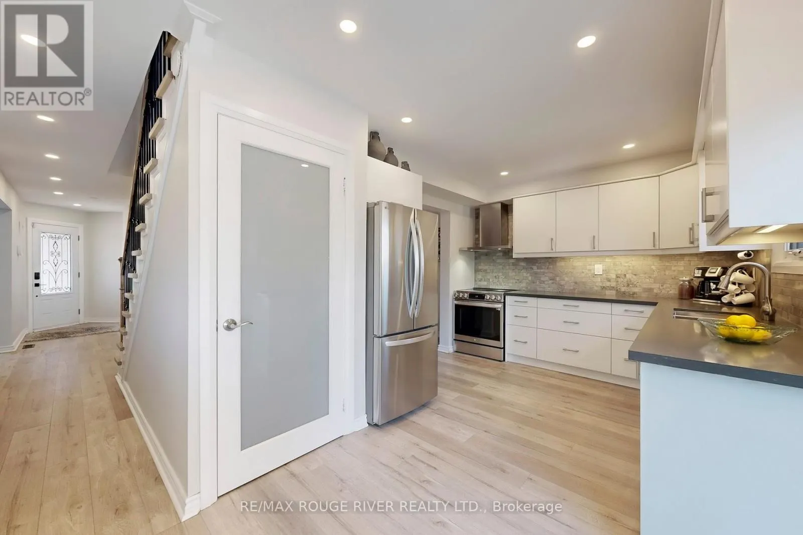 13 DAGWELL CRESCENT