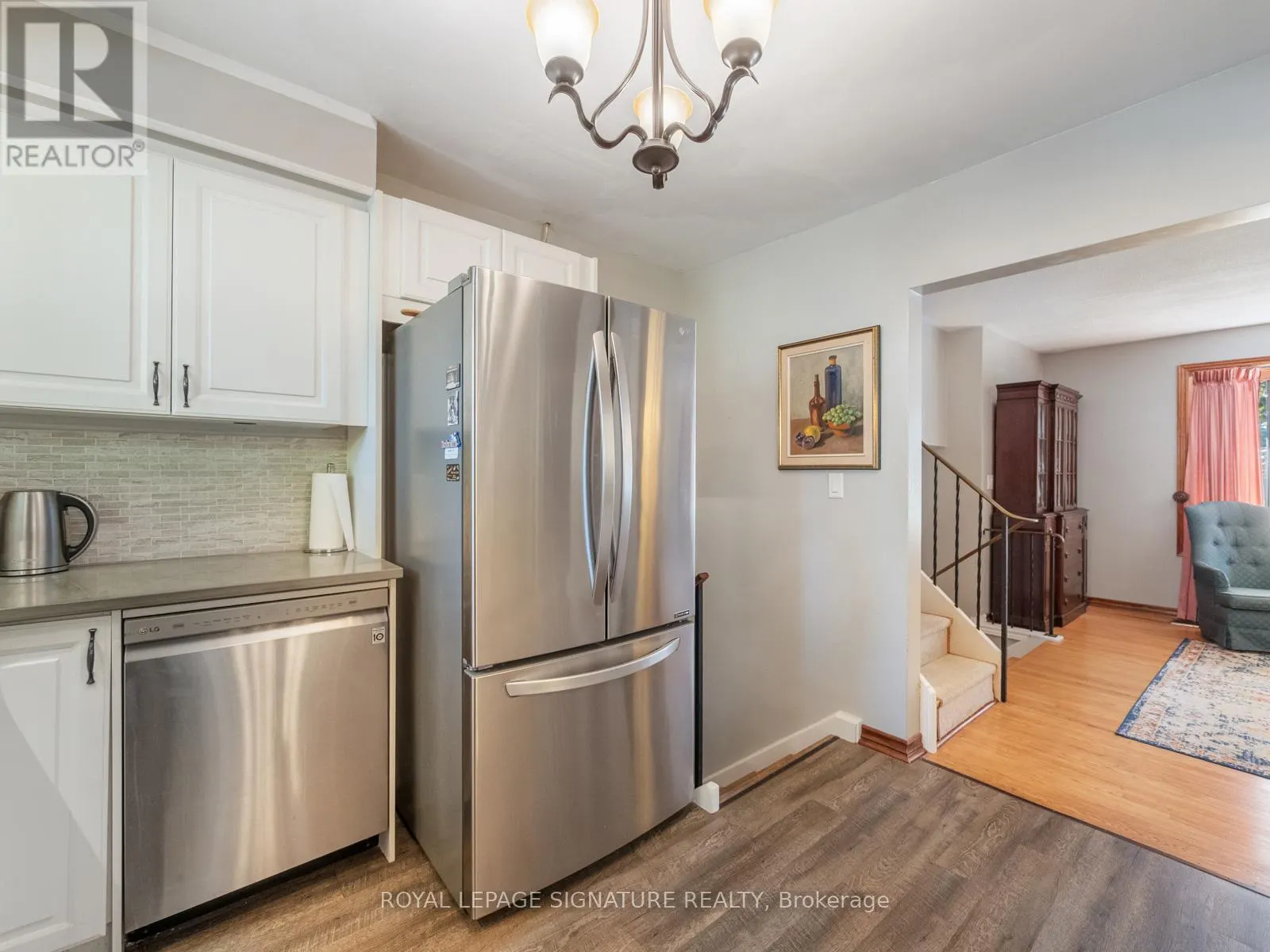 446 BERNHARD CRESCENT