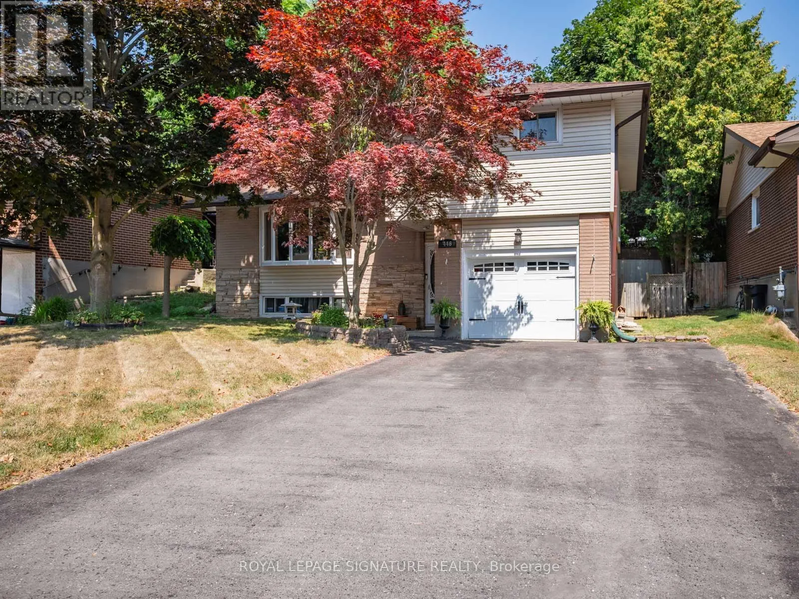 446 BERNHARD CRESCENT