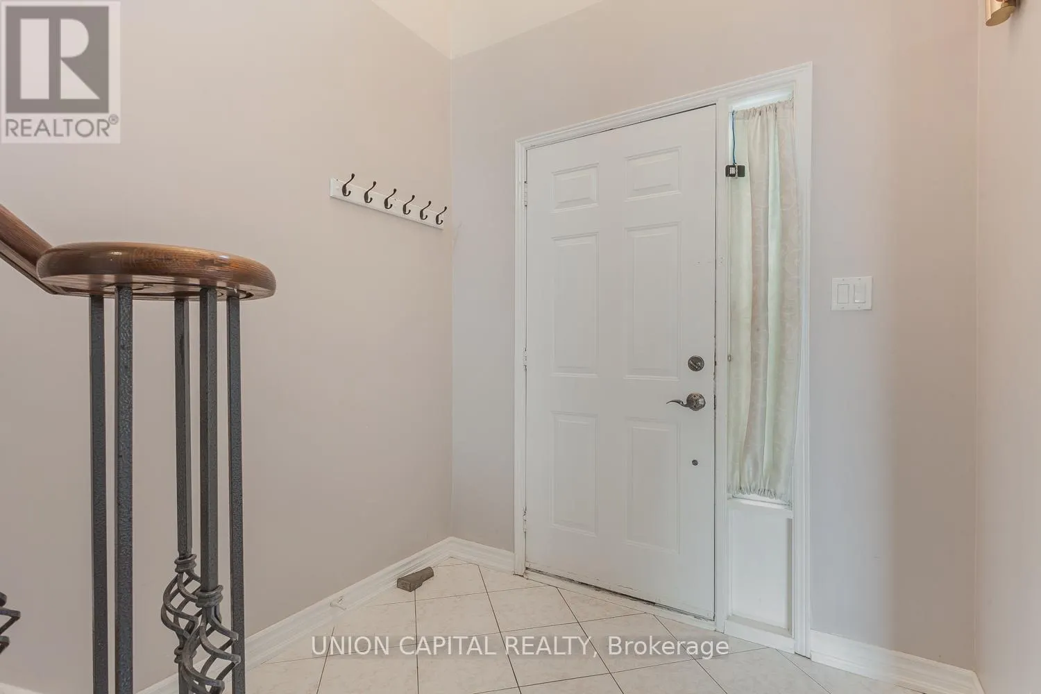 21 HORSESHOE DRIVE