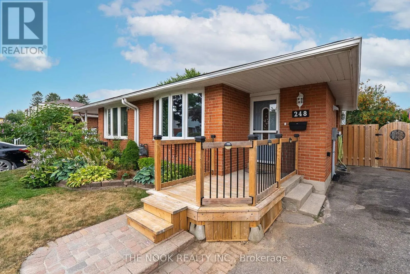 248 KINMOUNT CRESCENT