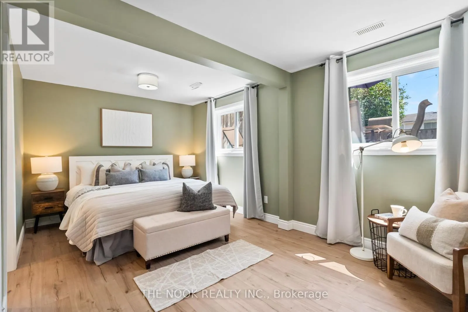 248 KINMOUNT CRESCENT