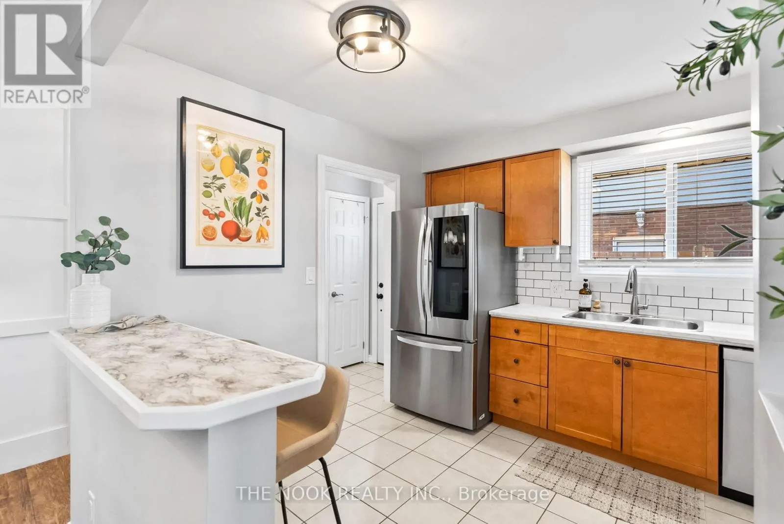 248 KINMOUNT CRESCENT