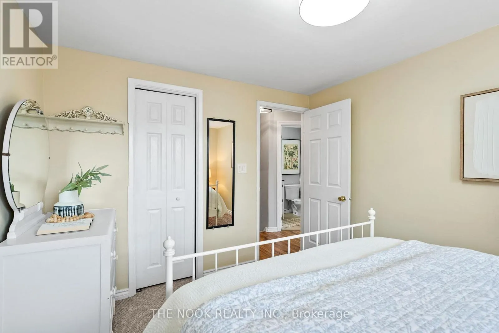 248 KINMOUNT CRESCENT
