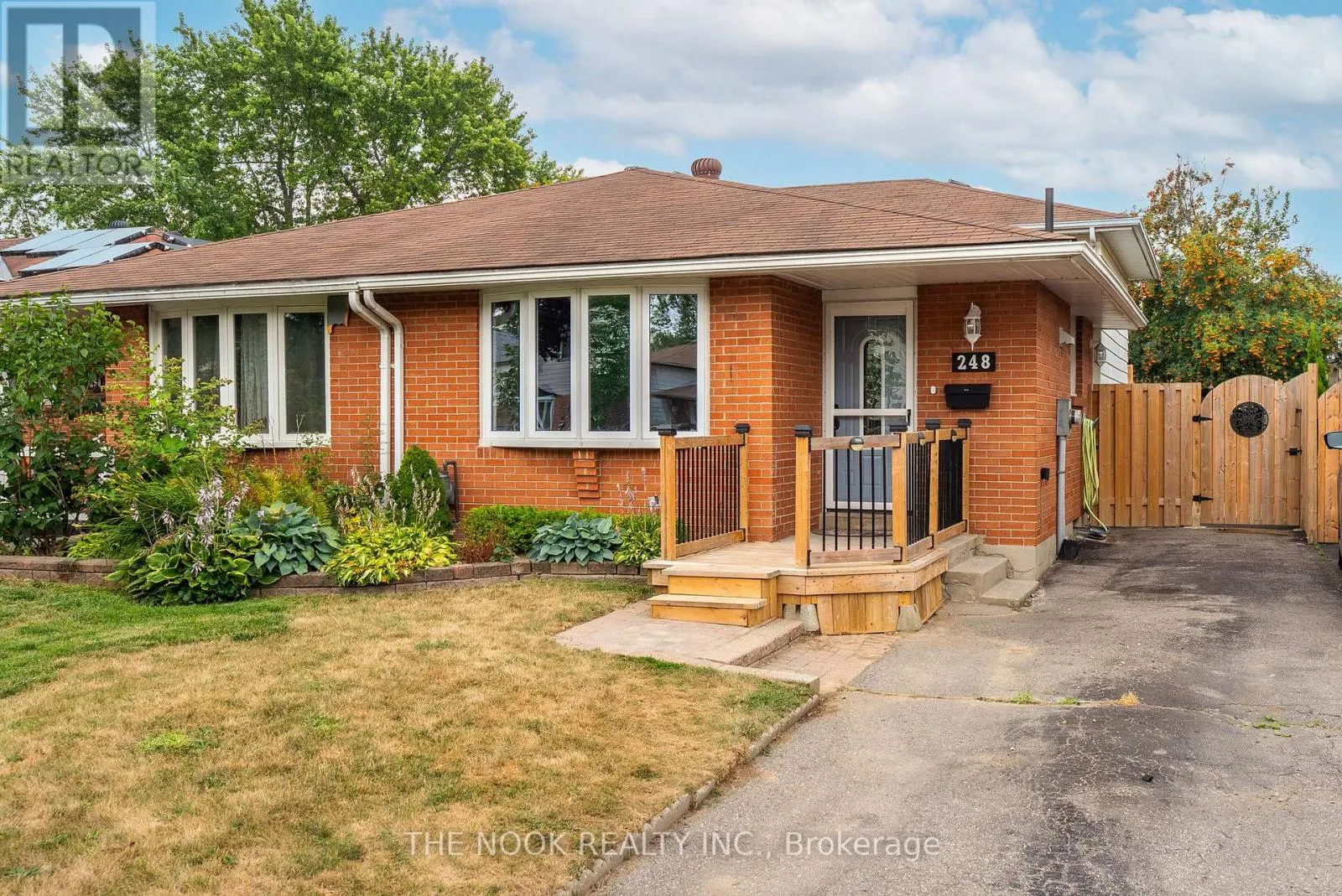 248 KINMOUNT CRESCENT