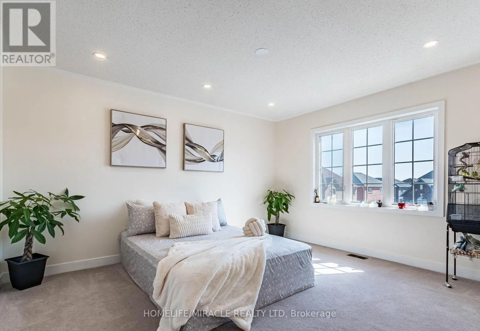 10 BUCKLES COURT