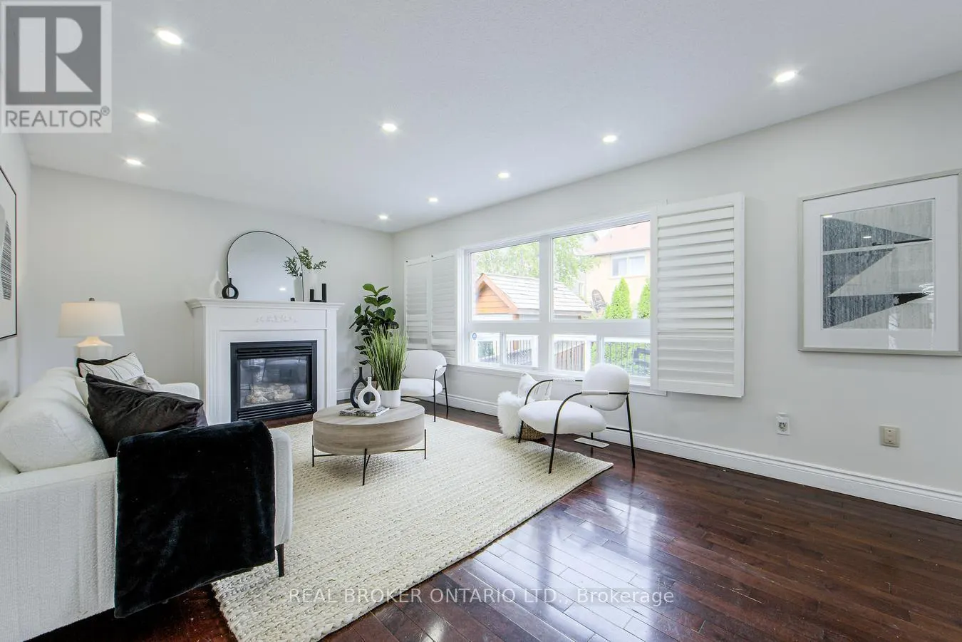 555 SHAFTSBURY STREET