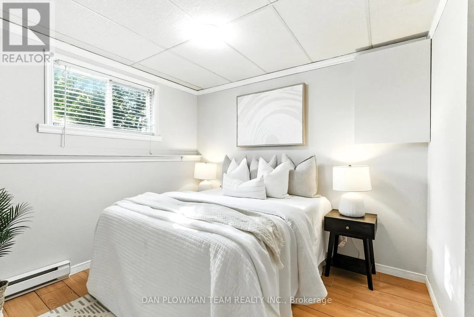 203 PORTVIEW ROAD